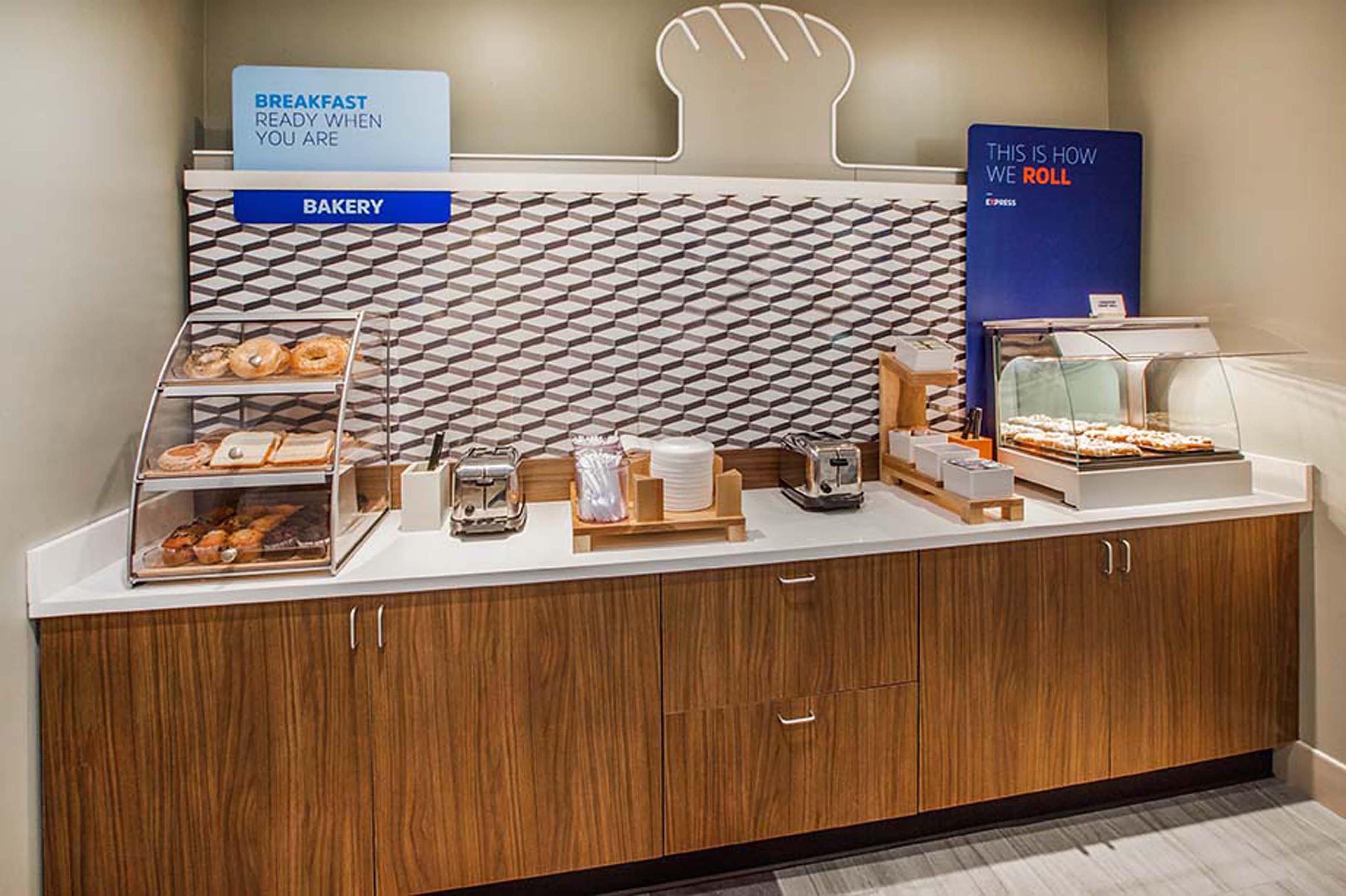Holiday Inn Express Henderson By Ihg Экстерьер фото