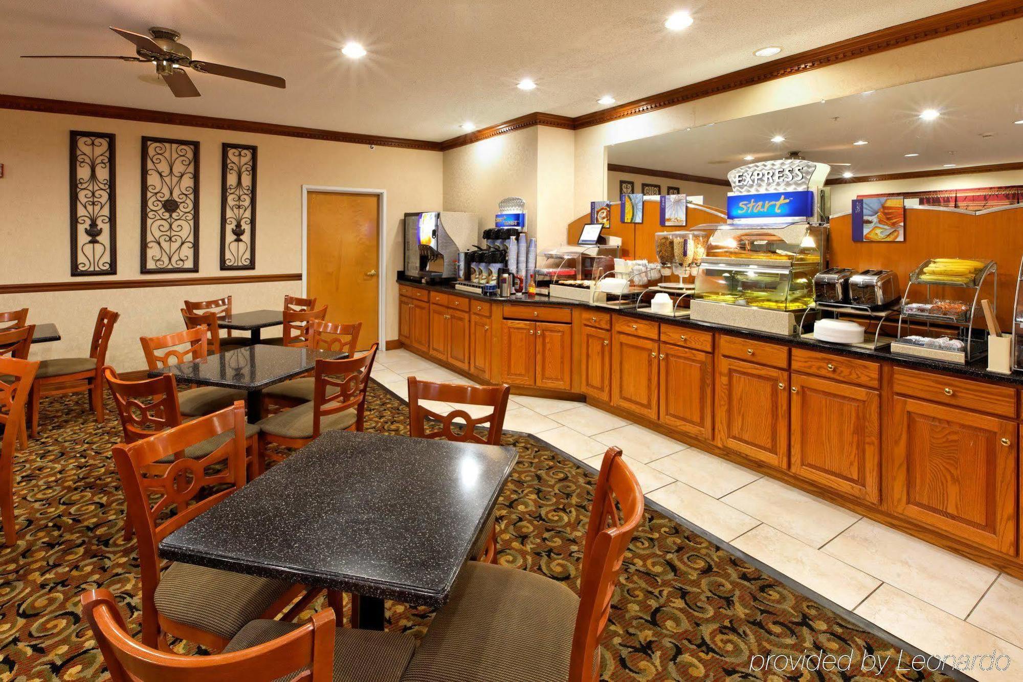 Holiday Inn Express Henderson By Ihg Экстерьер фото